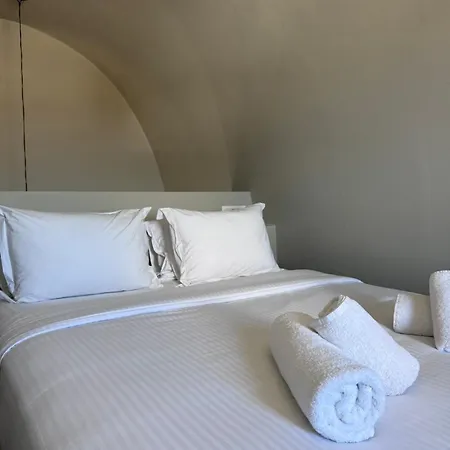 Black Diamond (adults Only) Akrotiri (Santorini)