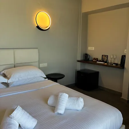 Black Diamond (adults Only) 4*