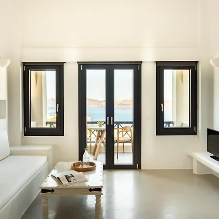 Black Diamond (adults Only) Akrotiri (Santorini)