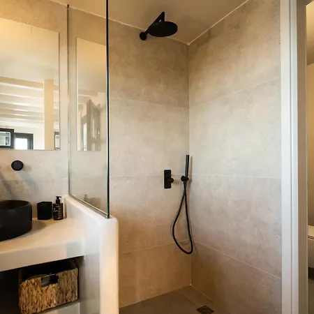 Black Diamond (adults Only) Bed & Breakfast Akrotírion