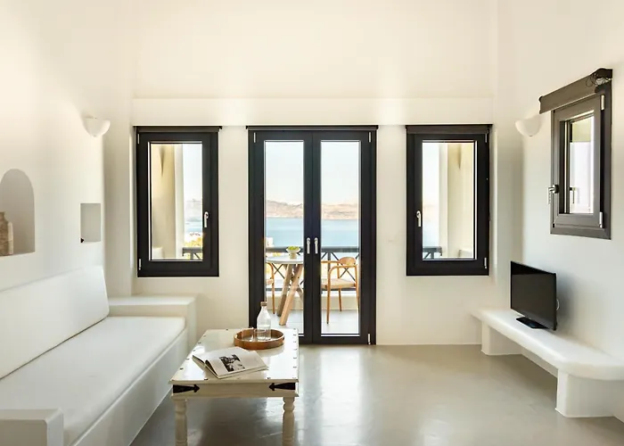 Black Diamond (adults Only) Akrotiri (Santorini)