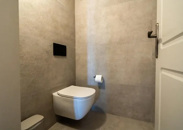 Black Diamond (adults Only) Bed and Breakfast